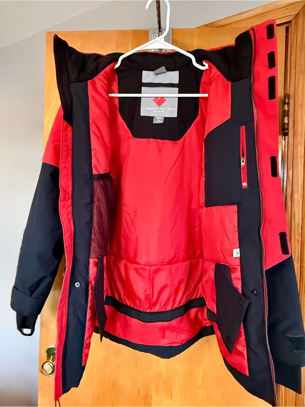 Obermeyer Boys' Axel Insulated Jacket in the colorway Brakelight (Red/Black)
